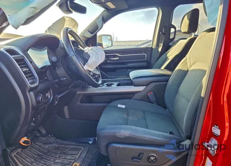 2020 Ram 1500 Big Horn/Lone Star z USA, uszkodzony, nr VIN 1C6SRFFT0LN327547